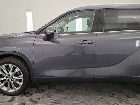 Certified 2020 Toyota Highlander Limited image 9