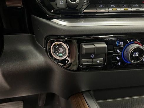 New 2026 Chevrolet Silverado 1500 High Country AWD/4WD image 11