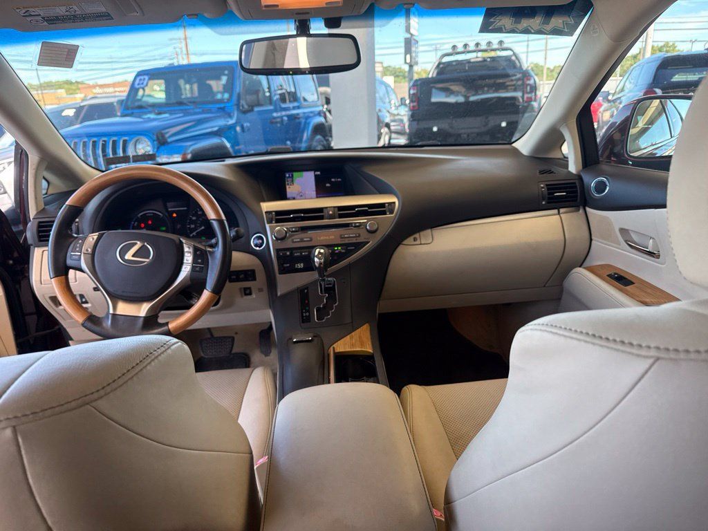 Used 2014 Lexus RX 450h AWD image 12