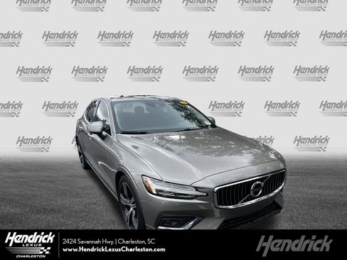 Used 2019 Volvo S60 T6 Inscription image 1
