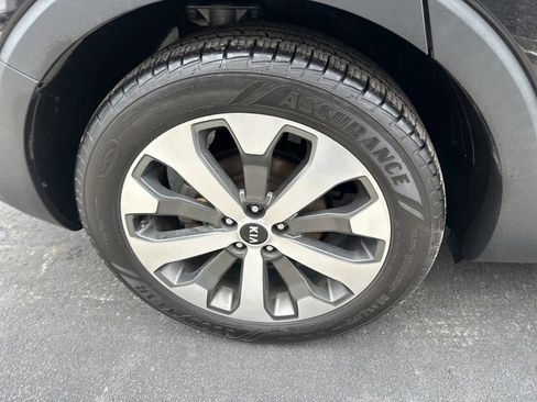 Used 2021 Kia Telluride EX w/ EX Premium Package image 6