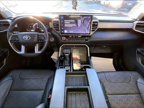 Used 2024 Toyota Tundra Limited image 18