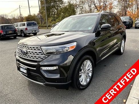 Used 2021 Ford Explorer Limited w/ Equipment Group 301A image 4