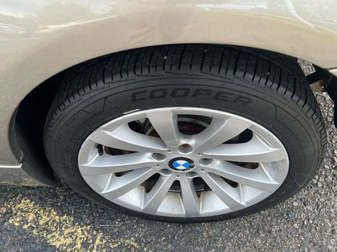 Used 2011 BMW 328i xDrive Sedan AWD/4WD image 5