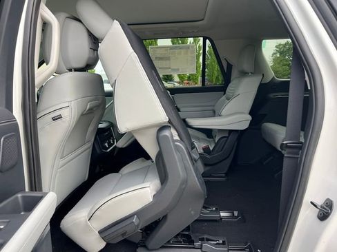 New 2026 Ford Expedition Max Platinum w/ Platinum Ultimate Package AWD/4WD image 41