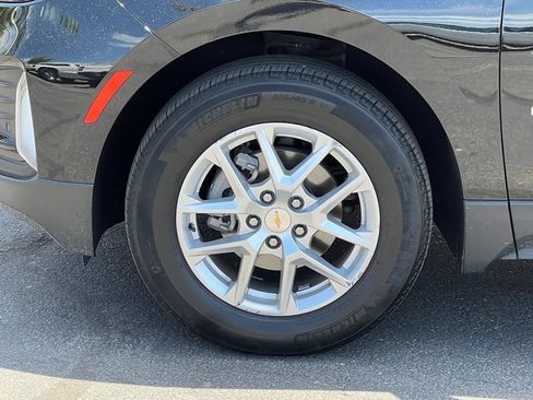 Used 2023 Chevrolet Equinox LT AWD/4WD image 14