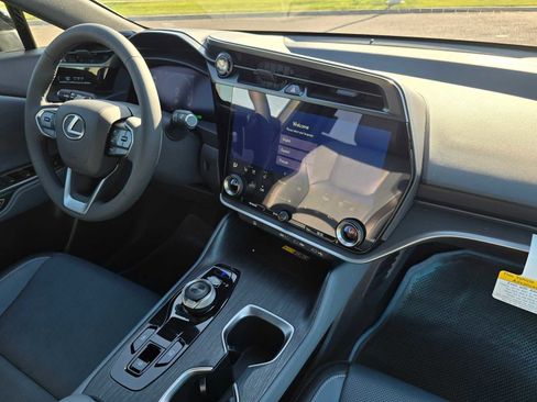 New 2026 Lexus RZ 450e Premium image 10
