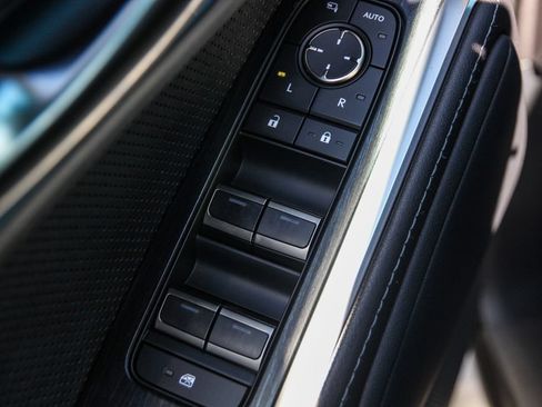 Certified 2025 Lexus GX 550 w/ Accessory Package (2T) AWD/4WD image 22