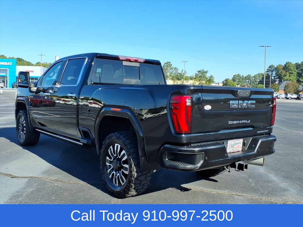Used 2024 GMC Sierra 2500 Denali Ultimate AWD/4WD image 4
