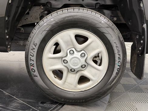 Used 2019 Toyota Tundra SR5 RWD image 16