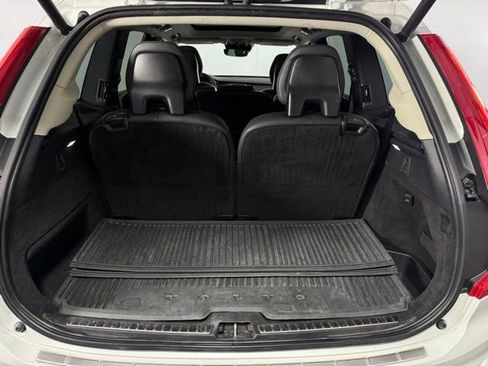 Used 2021 Volvo XC90 T6 Momentum w/ Advanced Package AWD/4WD image 26