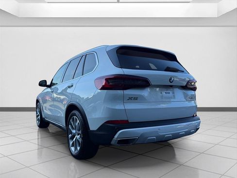 Used 2023 BMW X5 xDrive40i w/ Premium Package AWD/4WD image 3