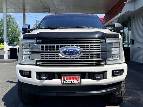 Used 2019 Ford F350 Platinum w/ FX4 Off-Road Package AWD/4WD image 7