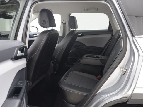 Certified 2023 Volkswagen Taos SE w/ Black Wheel Package FWD image 12
