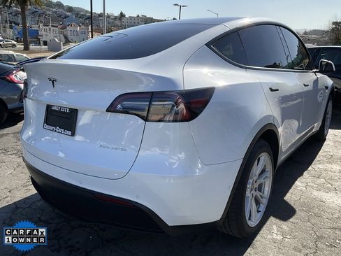 Used 2021 Tesla Model Y Long Range image 71
