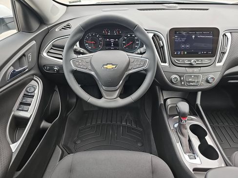 Used 2023 Chevrolet Malibu RS w/ Driver Confidence Package FWD image 19
