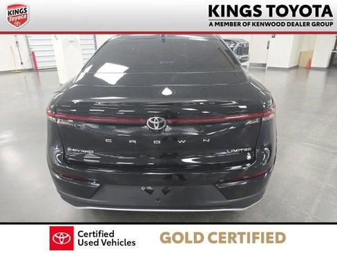 Certified 2024 Toyota Crown AWD/4WD image 5