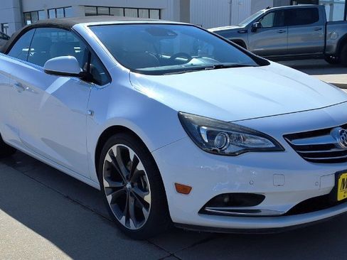 Used 2016 Buick Cascada Premium image 2
