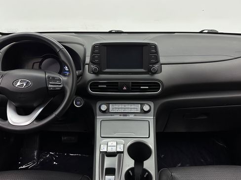 Used 2021 Hyundai Kona Limited w/ Cargo Package image 30