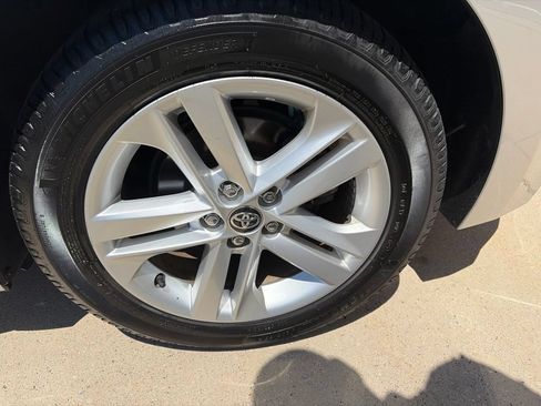 Used 2021 Toyota Corolla SE FWD image 20