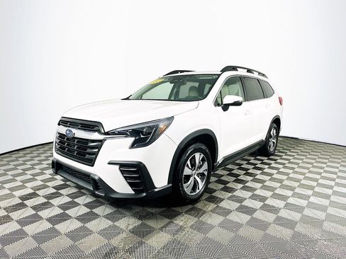 Certified 2023 Subaru Ascent Premium w/ Convenience Package image 5