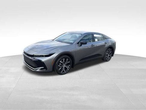 New 2026 Toyota Crown XLE image 1