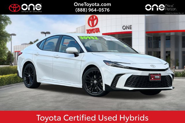 Certified 2025 Toyota Camry SE FWD 360° Tour