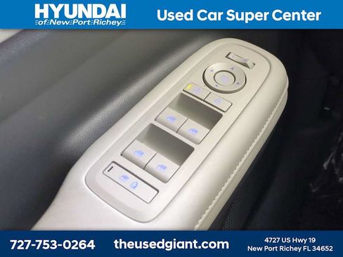 Used 2025 Hyundai Santa Fe Calligraphy FWD image 30