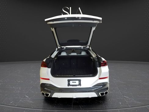 Used 2026 BMW X6 M60i image 7