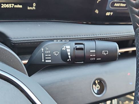 Used 2024 Nissan Ariya FWD image 25