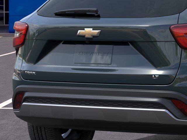 New 2026 Chevrolet Trax LT w/ LT Convenience Package FWD image 14