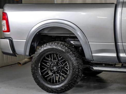 Used 2022 RAM 2500 Tradesman w/ Chrome Appearance Group image 7