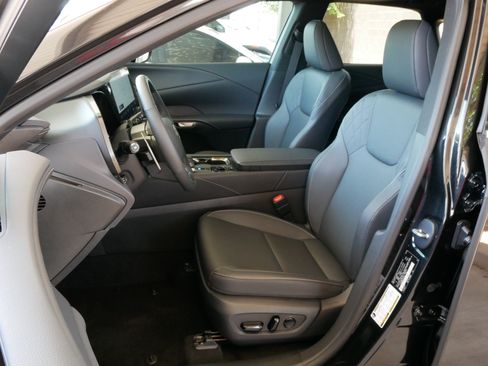 Used 2026 Lexus RX 350 Premium w/ Convenience Package FWD image 2