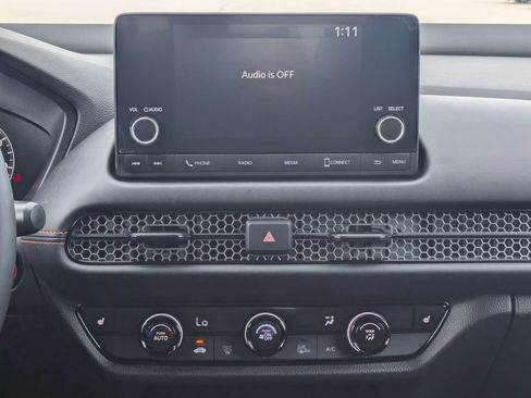 Used 2025 Honda HR-V Sport image 19