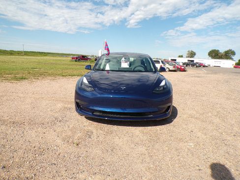 Used 2023 Tesla Model 3 Long Range AWD/4WD image 11