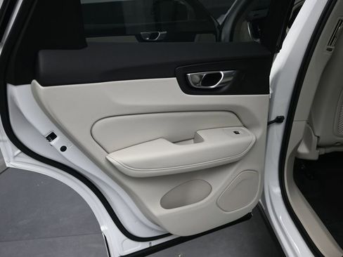 New 2026 Volvo XC60 B5 Ultra w/ Protection Package Premier image 16