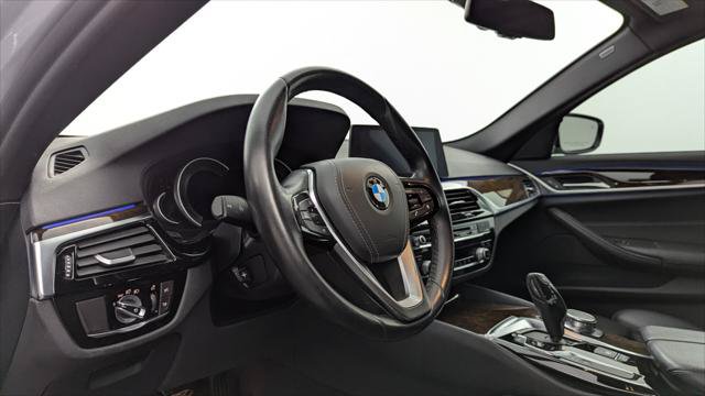 Used 2019 BMW 530e w/ Convenience Package RWD image 22
