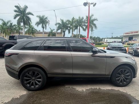 Used 2018 Land Rover Range Rover Velar R-Dynamic SE AWD/4WD image 8