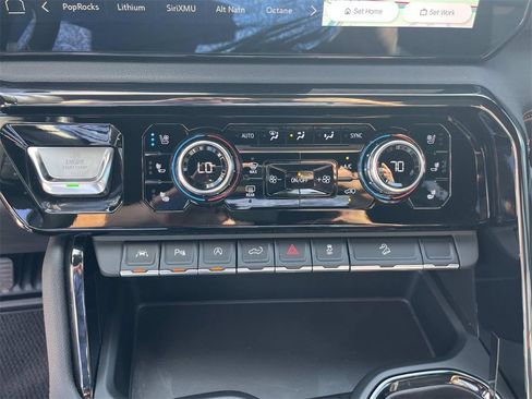 Used 2023 GMC Sierra 1500 AT4 w/ AT4 Preferred Package image 22