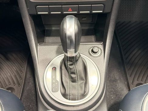 Used 2016 Volkswagen Beetle 1.8T Denim image 13