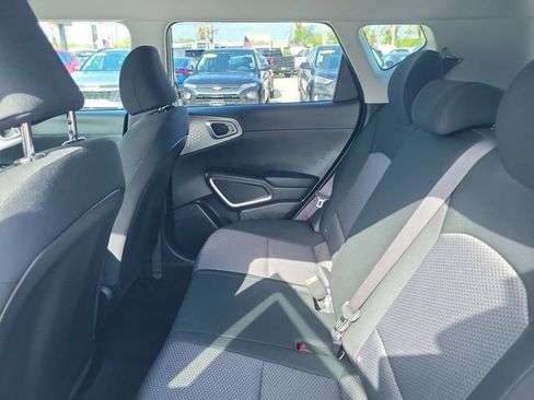 Used 2025 Kia Soul LX FWD image 12