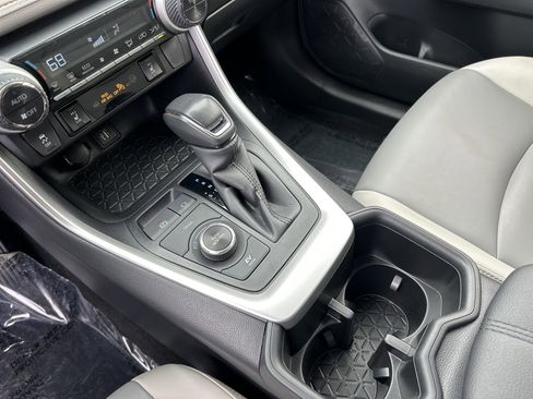 Certified 2023 Toyota RAV4 XLE Premium AWD/4WD image 26