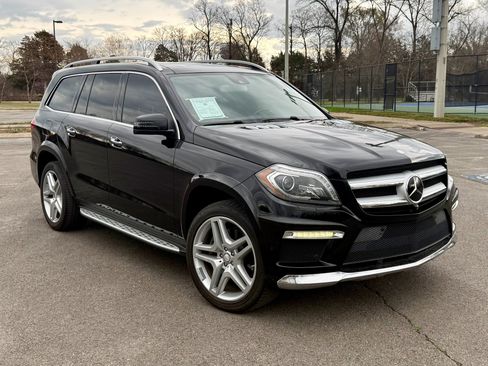 Used 2016 Mercedes-Benz GL 550 4MATIC image 1