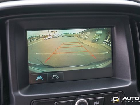 Used 2018 Chevrolet Colorado W/T image 15