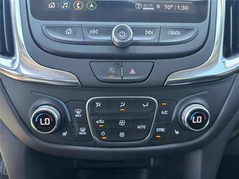 Used 2023 Chevrolet Equinox LT AWD/4WD image 8