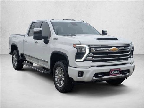Used 2024 Chevrolet Silverado 2500 High Country w/ Z71 Off-Road Package image 3