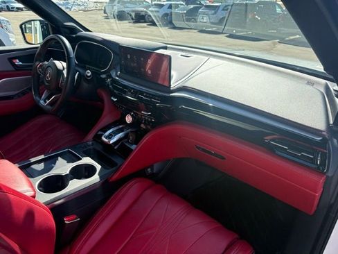 Used 2025 Acura MDX A-Spec image 40