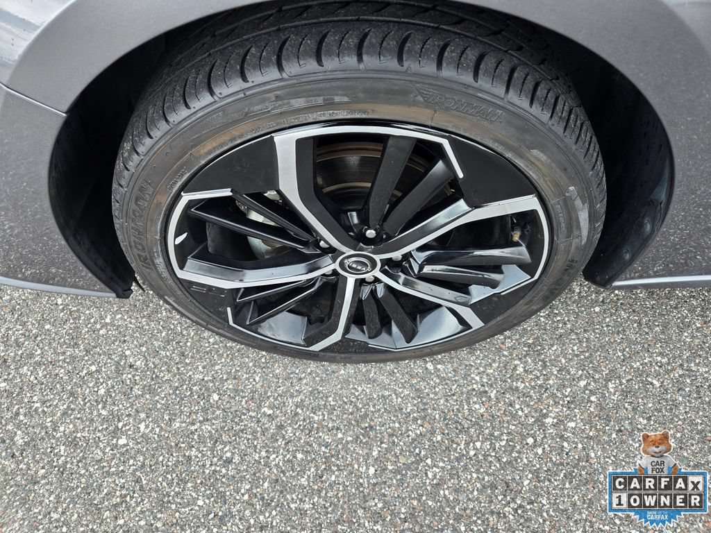 Used 2024 Nissan Altima 2.5 SR w/ SR Premium Package FWD image 14