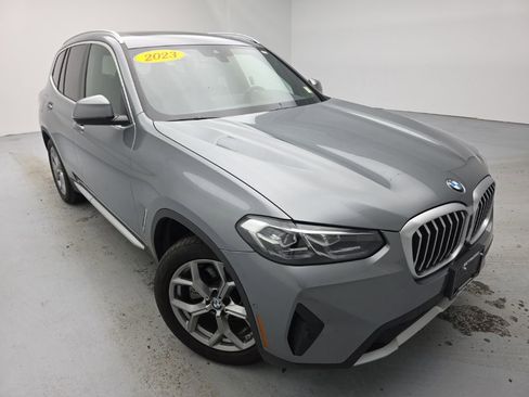 Used 2023 BMW X3 xDrive30i w/ Premium Package image 2