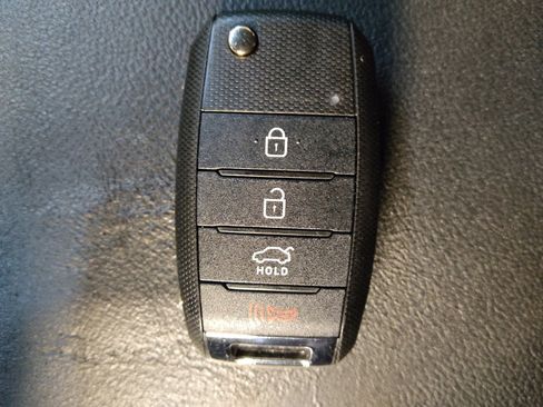 Used 2020 Kia Optima LX FWD image 32